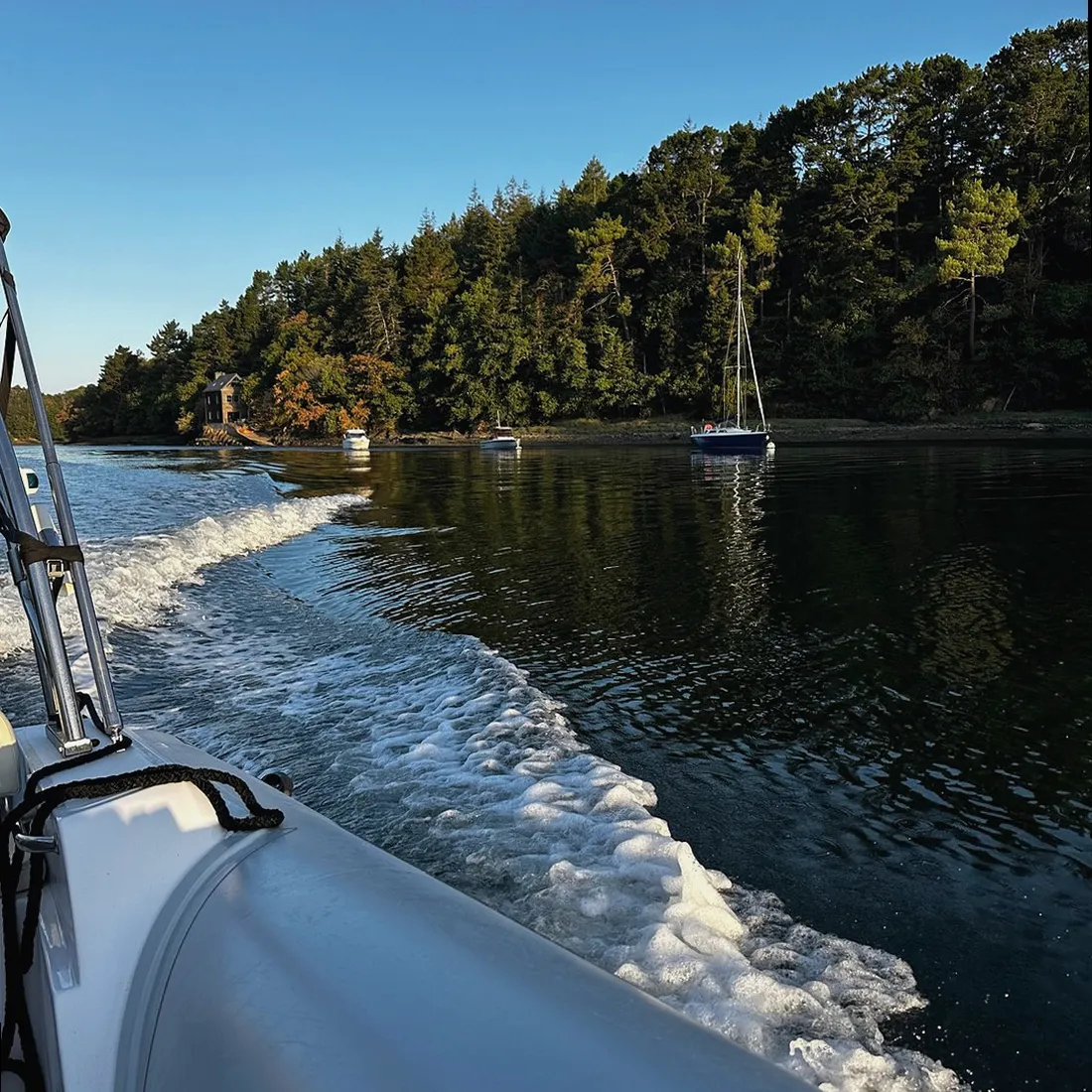 Salida en barco organizada desde Girona, Cataluña